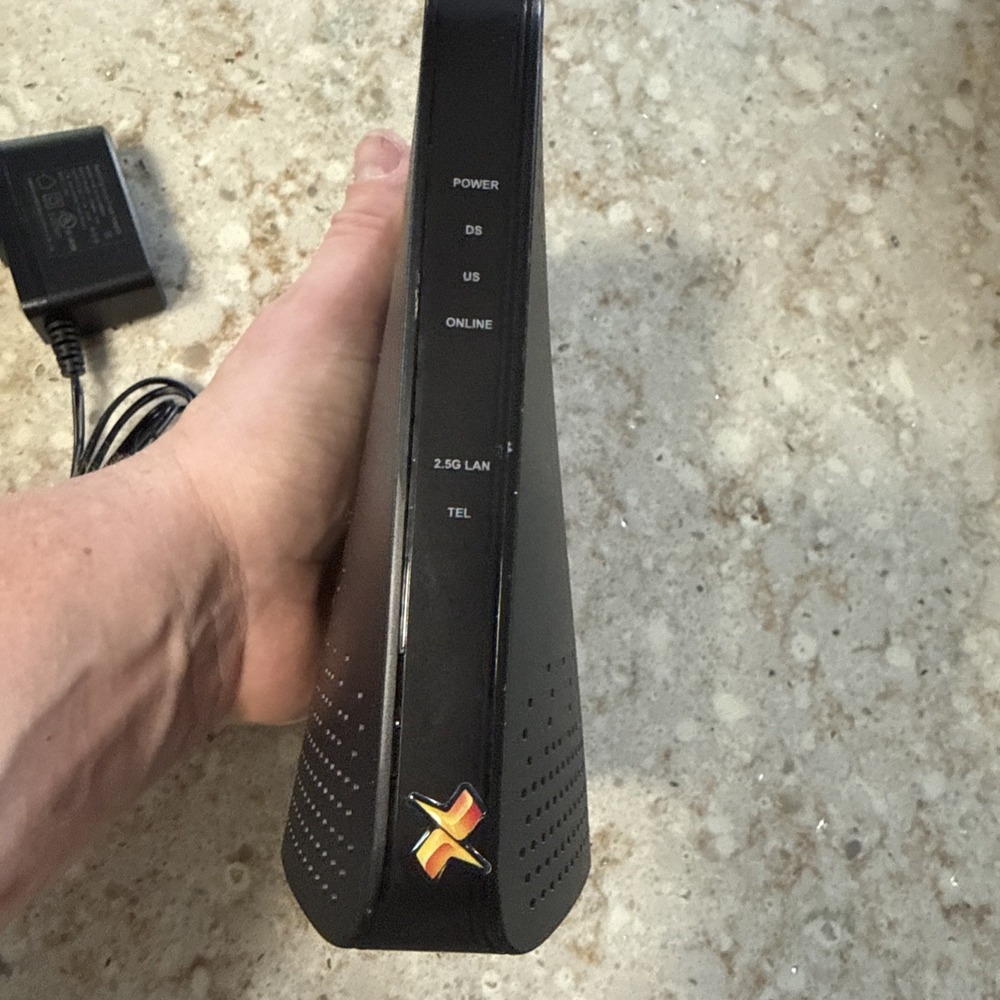 KAON Vm 3000VE Cable Modem Router WiFi - Picture 5 of 8